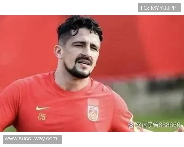 四十岁仍在绿茵场上驰骋的足球传奇球星们如何保持巅峰状态 四十岁仍在绿茵场上驰骋的足球传奇球星们如何保持巅峰状态