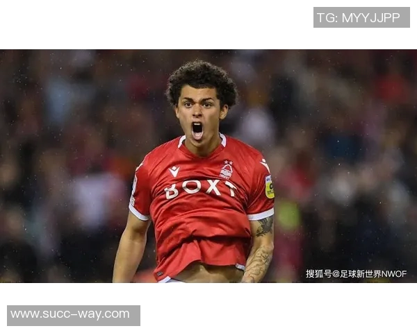 佩奇:从足球新星到全球偶像的成长之路与突破心路 佩奇:从足球新星到全球偶像的成长之路与突破心路